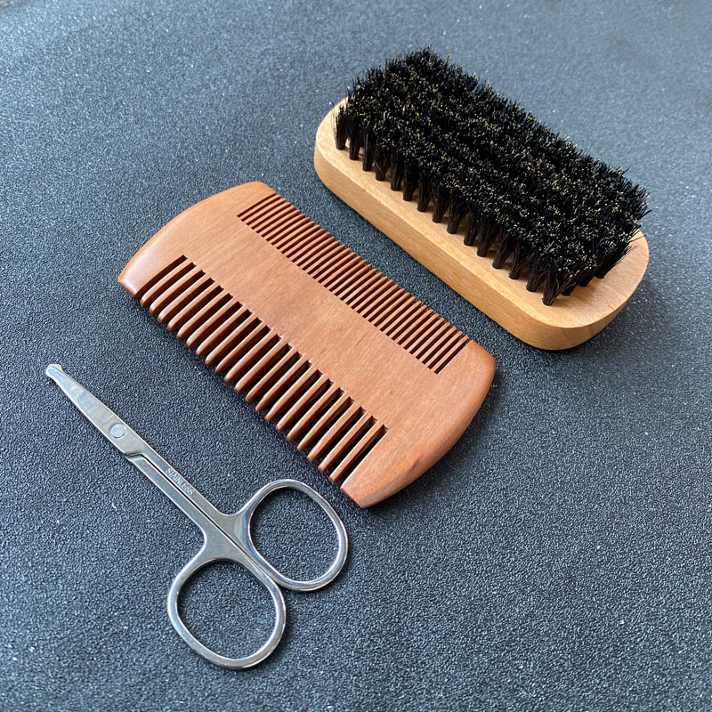 Mens Grooming Kit Bag - Men's Beard Grooming Set, Beard Brush,